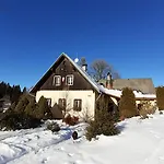 Feriehus V Zahori *